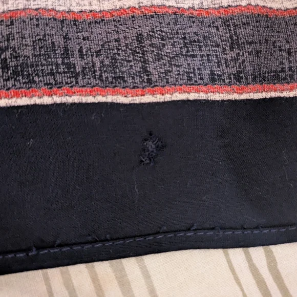 Evan Picone Wool Scarf/Shawl - Picture 6 of 6